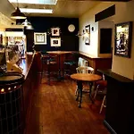 酒店 The Black Swan