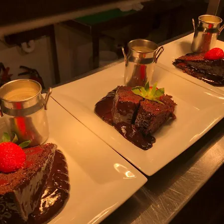 The Black Swan Hotel 3*