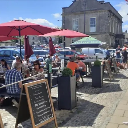 The Black Swan Hotel Leyburn