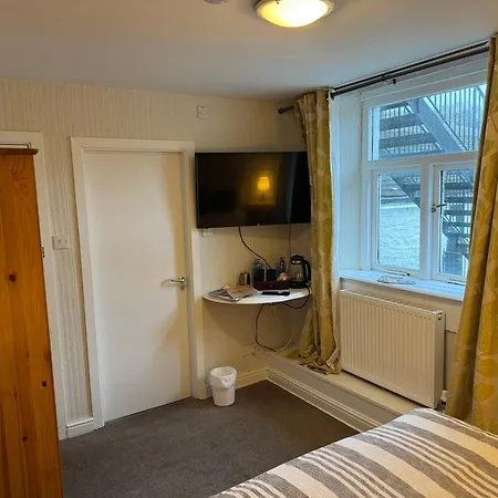 The Black Swan Otel 3*