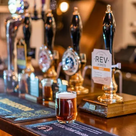 The Black Swan 3* Leyburn