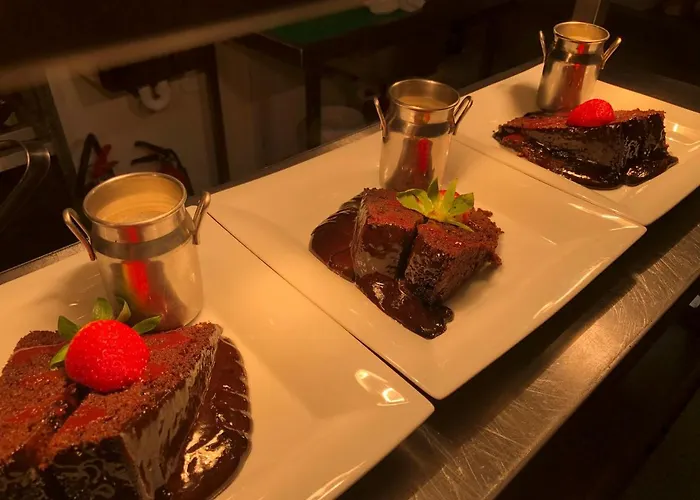 The Black Swan Hotel 3*