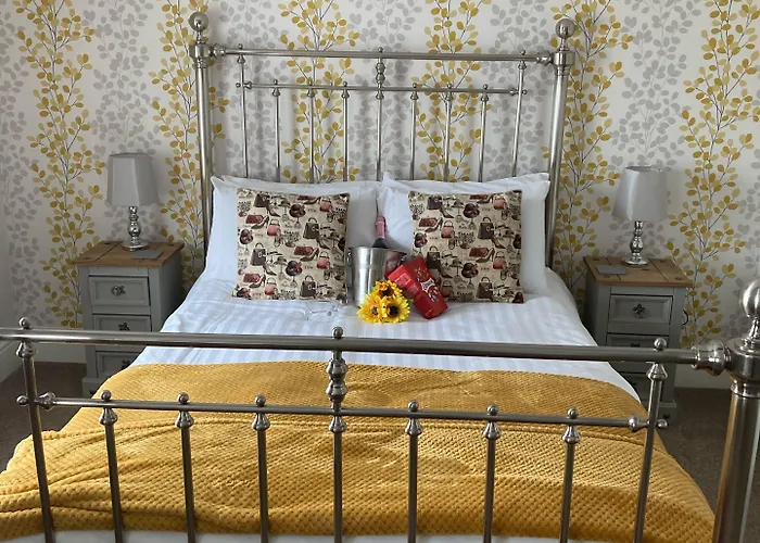 The Black Swan Hotel 3*