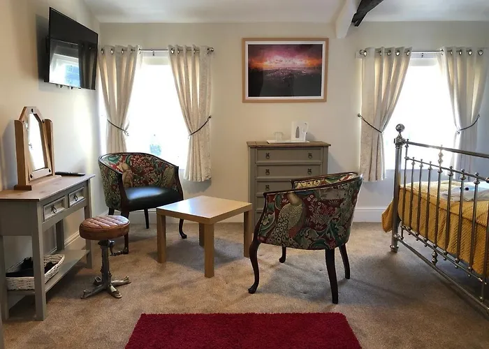 The Black Swan Hotel 3*