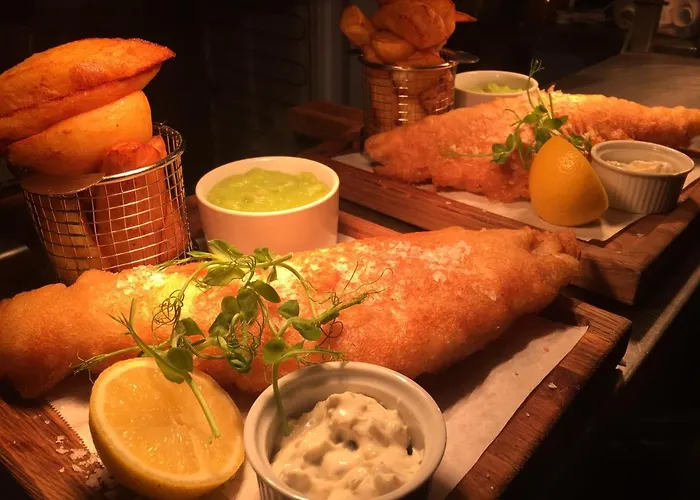 Hotel The Black Swan 3*