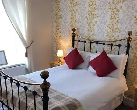 The Black Swan Hotel 3*