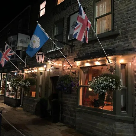 The Black Swan 3* Leyburn