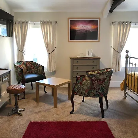 The Black Swan 호텔 3*