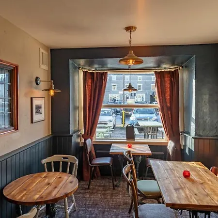 The Black Swan 3* Leyburn