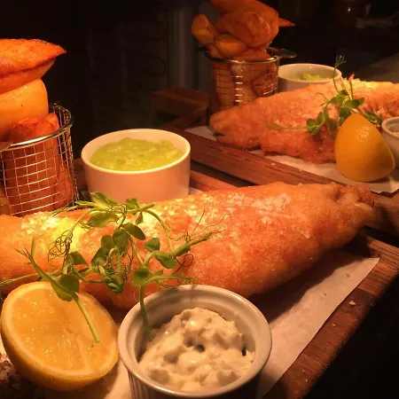 호텔 The Black Swan 3*