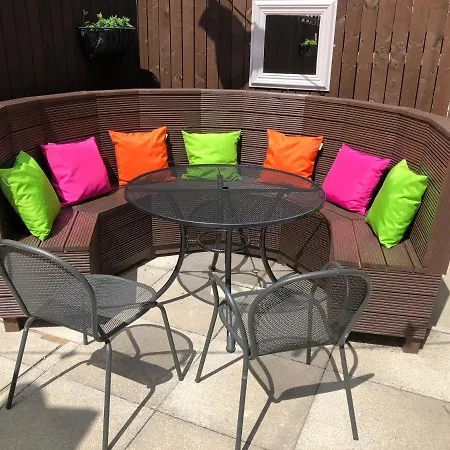 호텔 The Black Swan 레이번